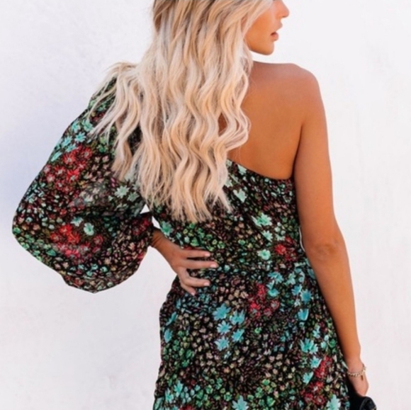 VICI Floral Dress - Picture 3 of 7